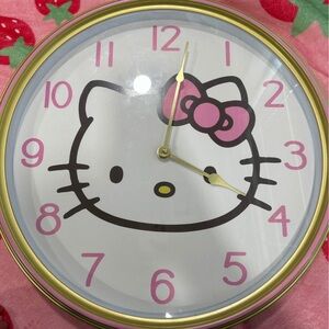 Hello Kitty gold wall clock